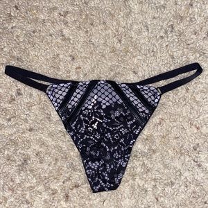 Victoria’s Secret v string